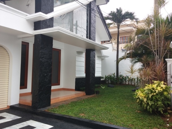 3BR House for Rent in Executive Paradise Antasari