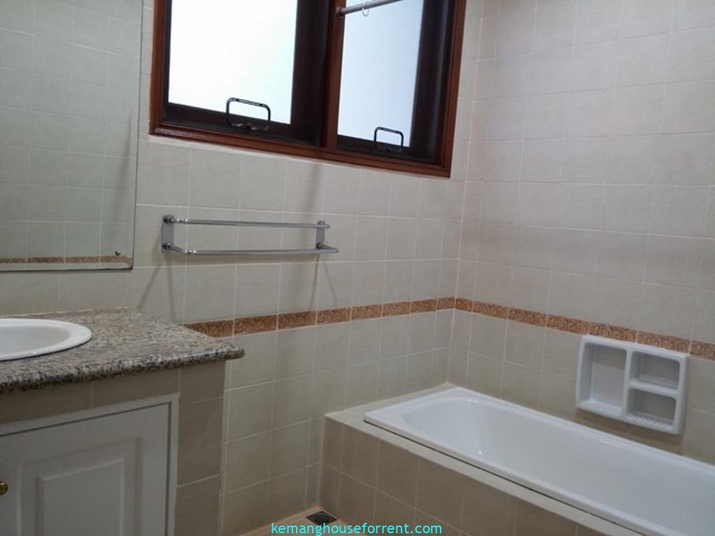 3BR House for Rent in Executive Paradise Antasari