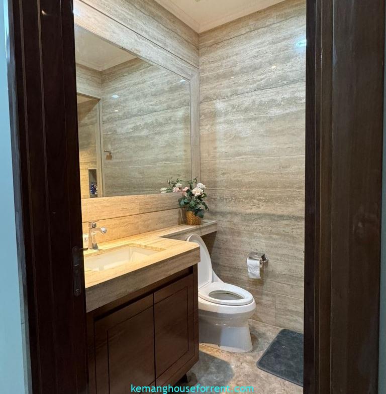 Apartment Residence 8 Senopati For Rent