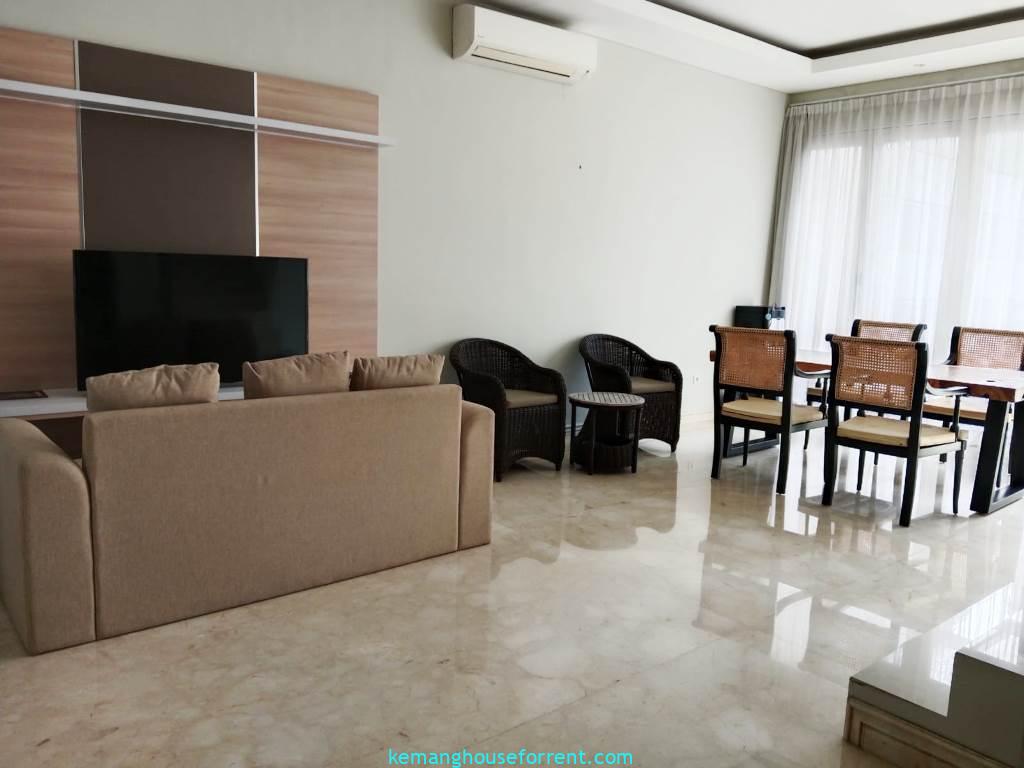 Casavilla Kemang Townhouse for rent 3-BR