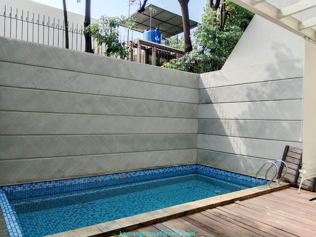 Casavilla Kemang Townhouse for rent 3-BR