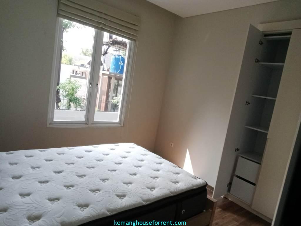 Casavilla Kemang Townhouse for rent 3-BR