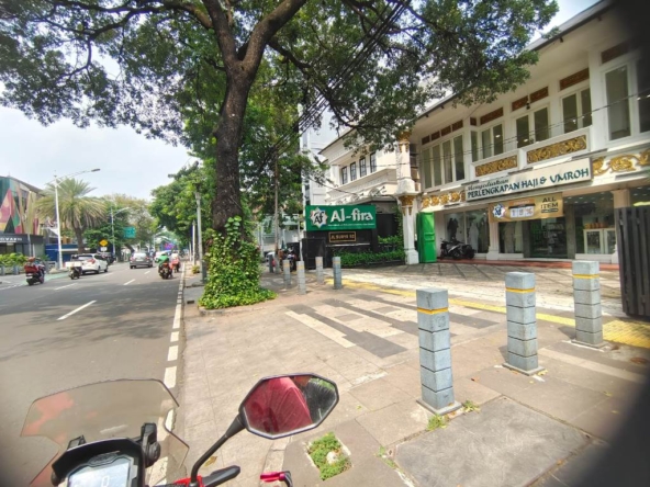 Commercial Space for Rent in Senopati Area