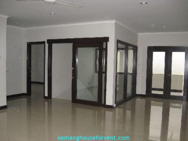 Compound House for Rent in Kemang Timur