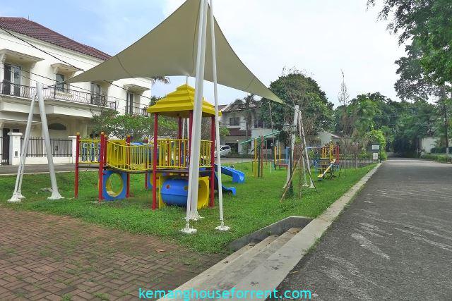 Compound House for Rent in Kemang Timur