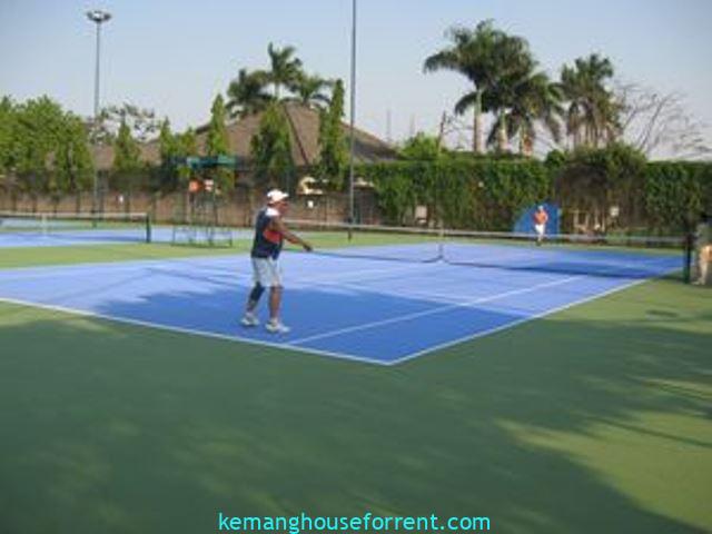 Compound House for Rent in Kemang Timur