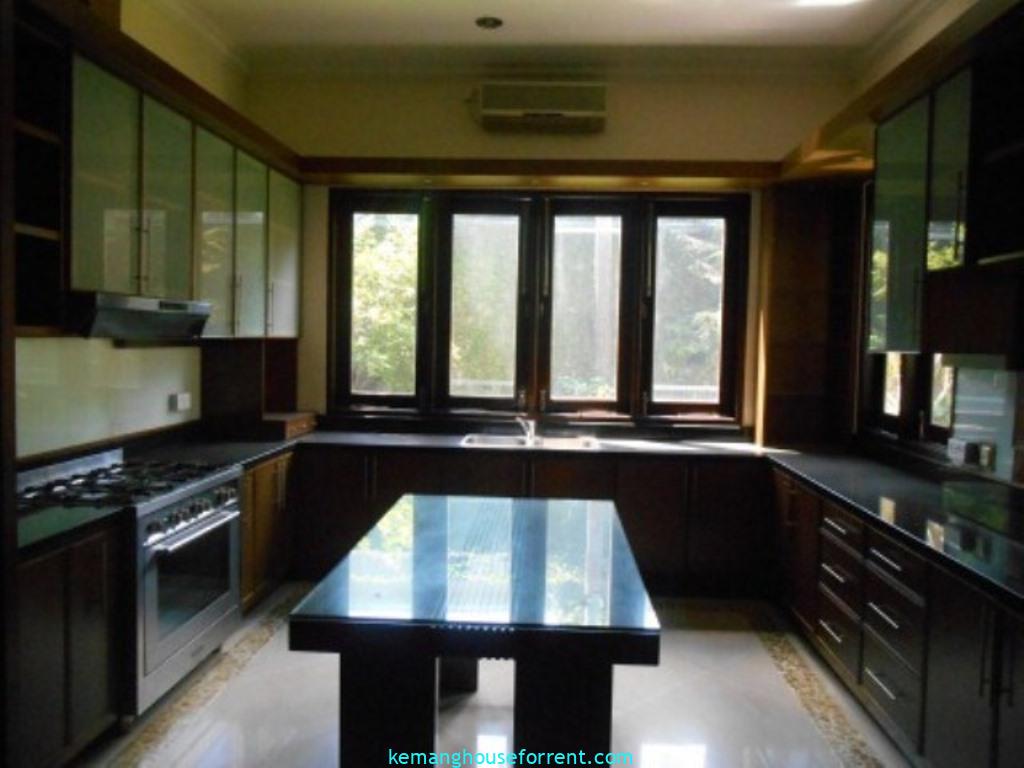 Family House for Rent in Pejaten Barat Compound