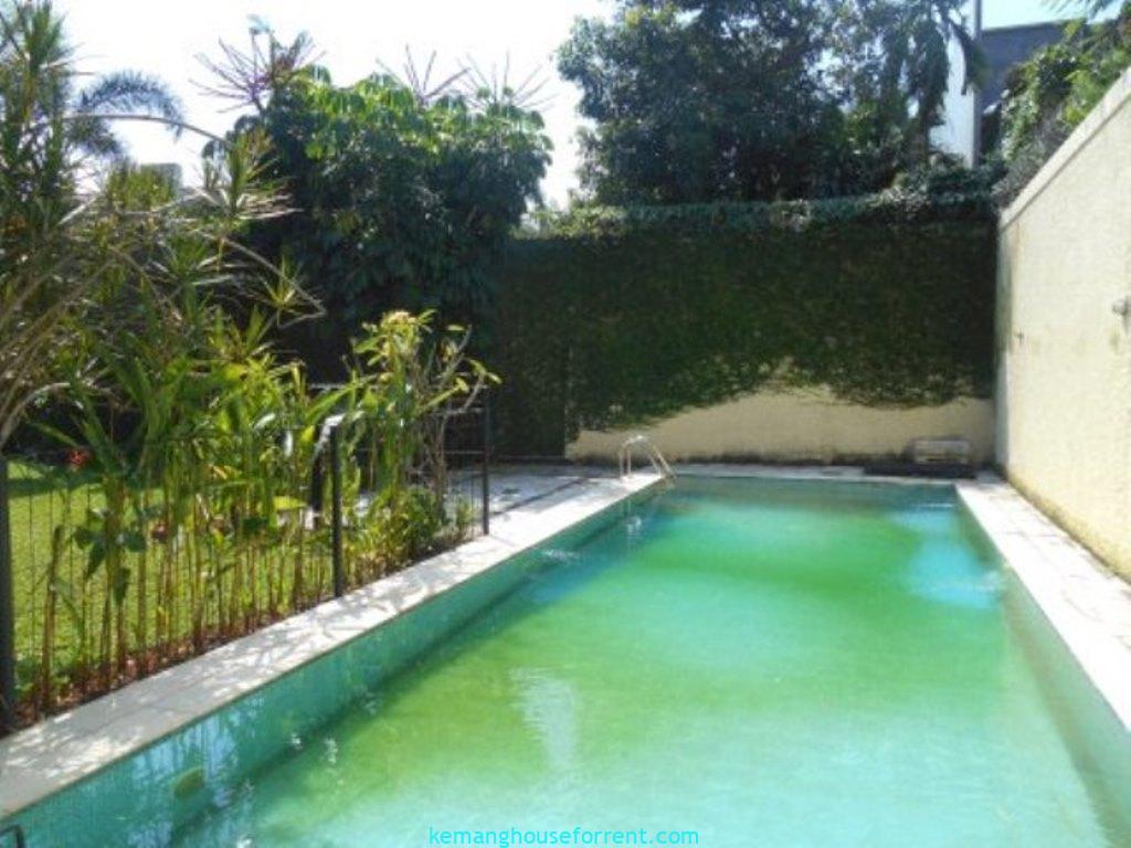 Family House for Rent in Pejaten Barat Compound