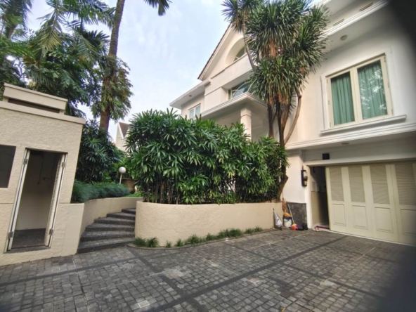 Luxury House Near SCBD