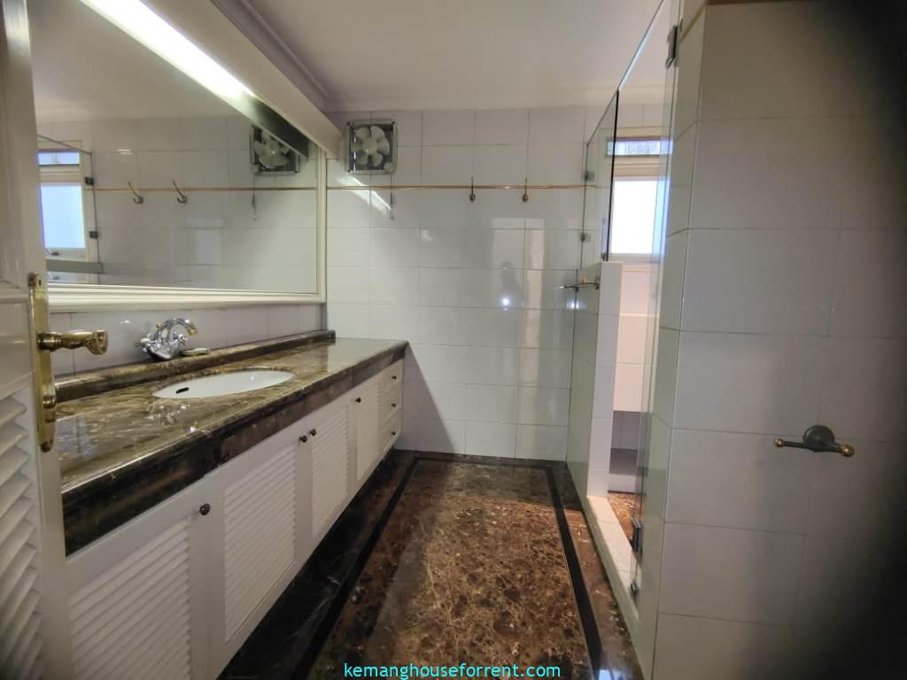 Luxury House Near SCBD