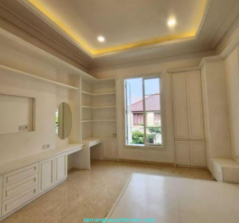 Rumah Baru Dijual di Kemang Jakarta Selatan