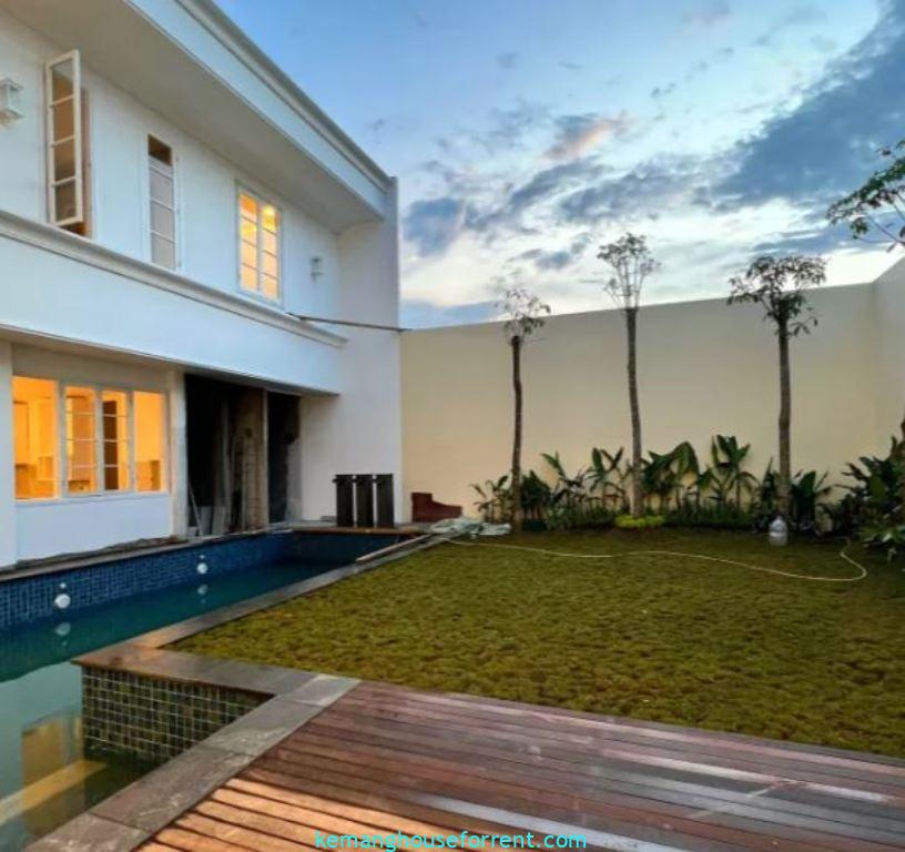 Rumah Baru Dijual di Kemang Jakarta Selatan