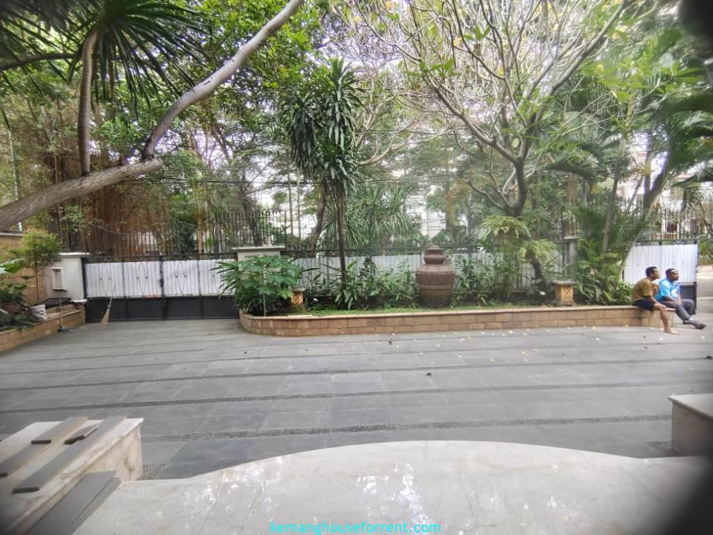 5 BR House for Rent in Kemang Dalam with Pool