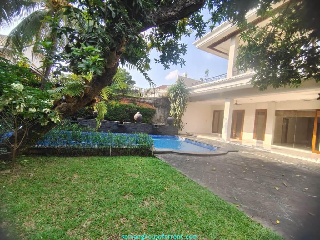 5 BR House for Rent in Kemang Dalam with Pool