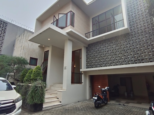 5-BR Townhouse for Rent in Kemang Selatan