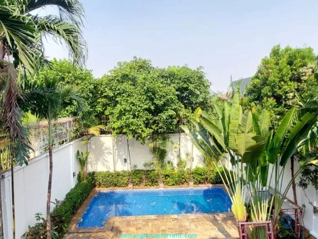 5-BR Townhouse for Rent in Kemang Selatan