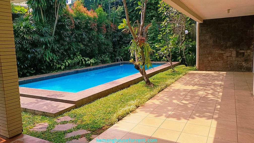 House for Rent in Kemang Dalam with Pool