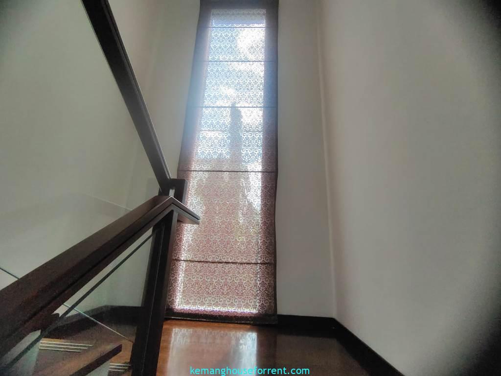 Minimalist Townhouse for Rent in Pejaten Barat
