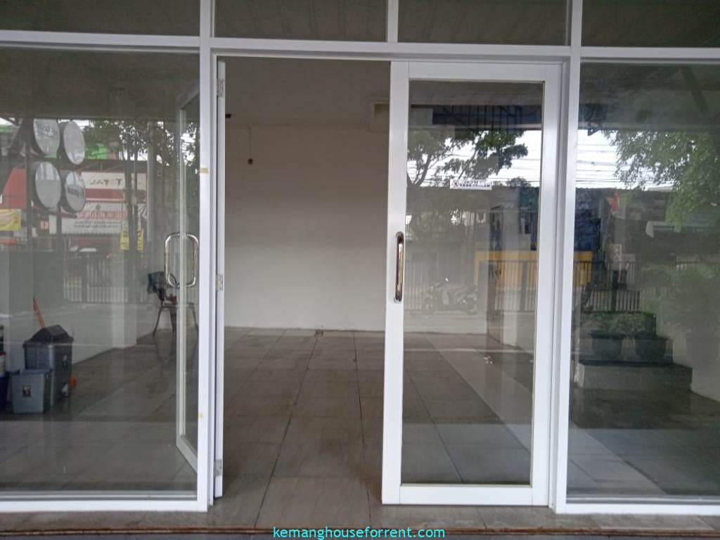 Sewa Ruko 3 Lantai Haji Nawi Cilandak