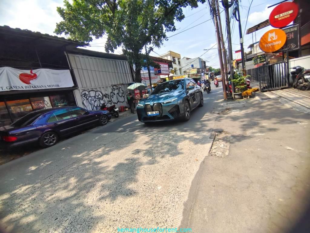 Sewa Ruko 3 Lantai Haji Nawi Cilandak