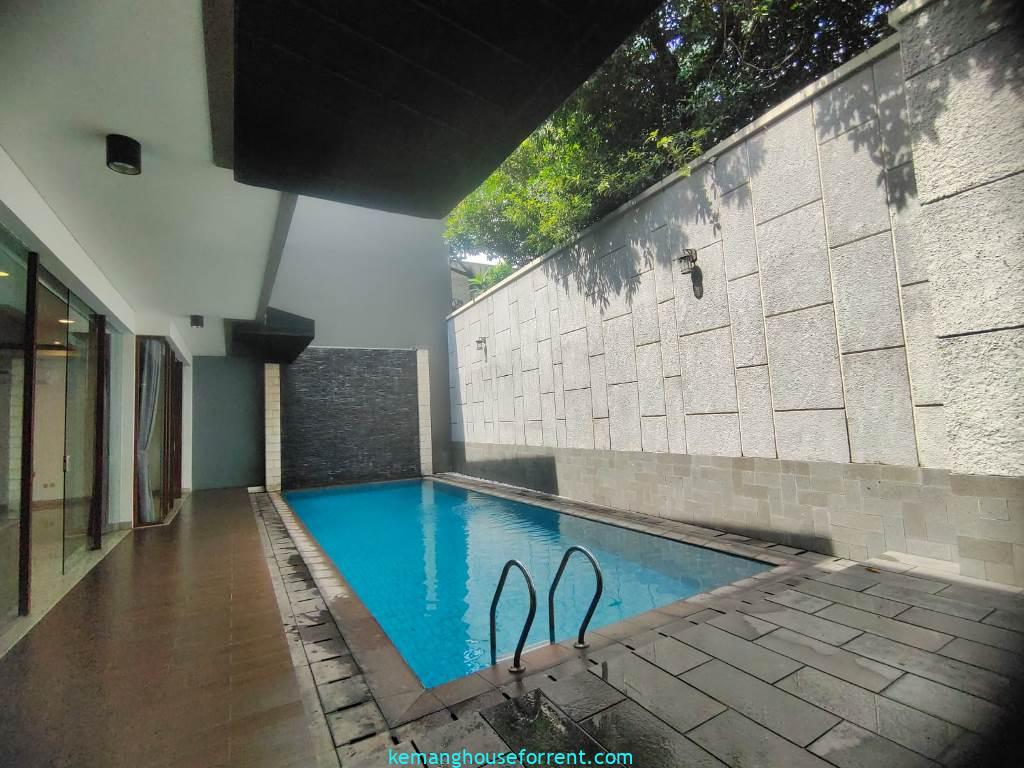 Townhouse Dijual di Kemang Area