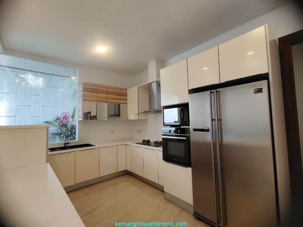 Townhouse Dijual di Kemang Area