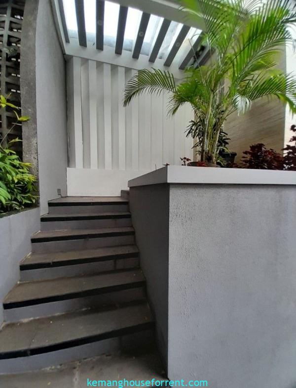 Townhouse Dijual Pejaten Barat