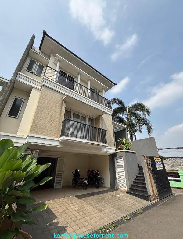 Townhouse Dijual Pejaten Barat
