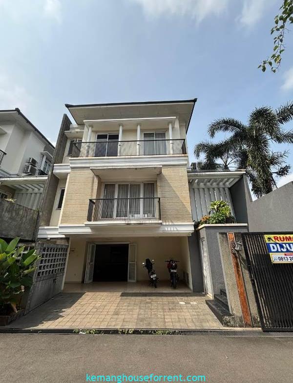 Townhouse Dijual Pejaten Barat