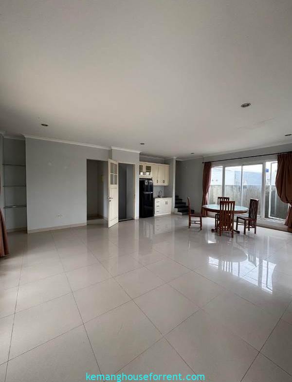 Townhouse Dijual Pejaten Barat