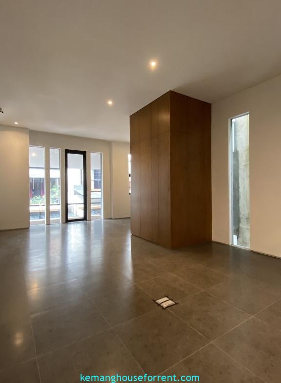 Townhouse for rent in Antasari South Jakarta