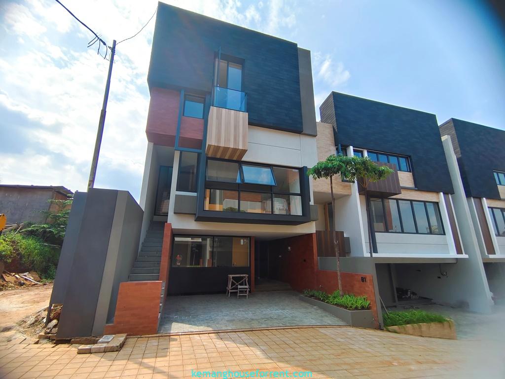Townhouse for rent in Antasari South Jakarta