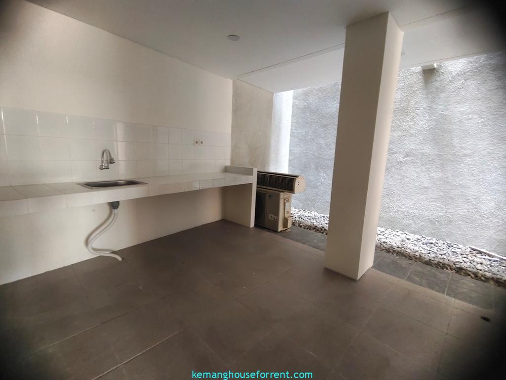 Townhouse for rent in Antasari South Jakarta