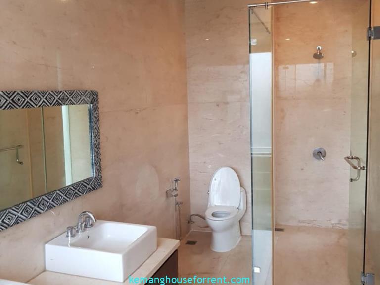 Townhouse for Rent in Atmosfera Residence