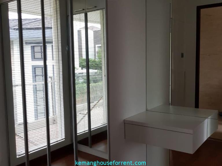 Townhouse for Rent in Atmosfera Residence