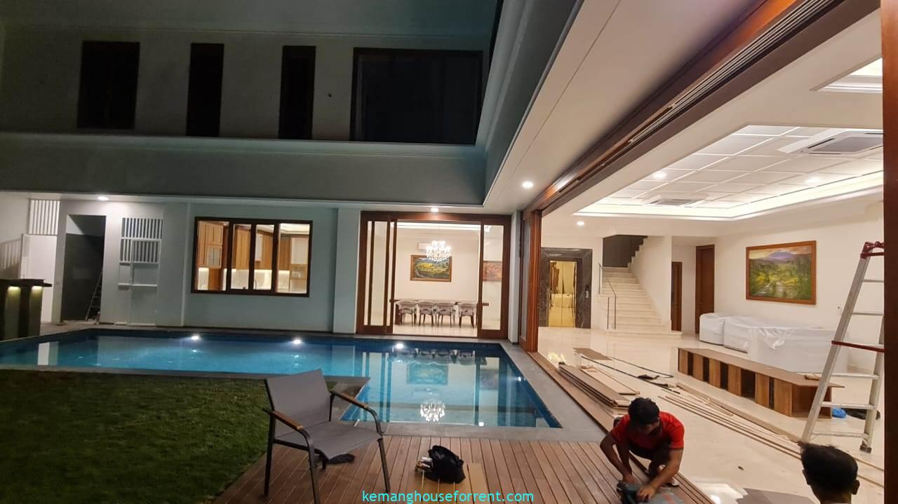 Luxury House for Sale in Kemang