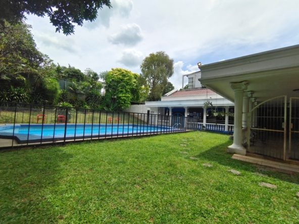 Office House for Rent in South Kemang