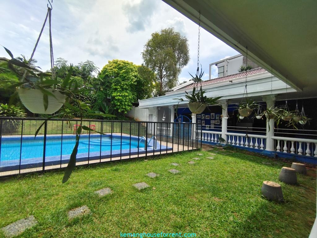 Office House for Rent in South Kemang