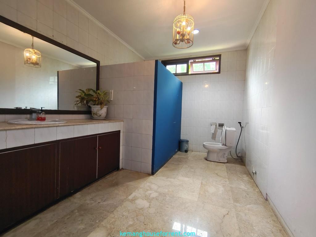 Office House for Rent in South Kemang