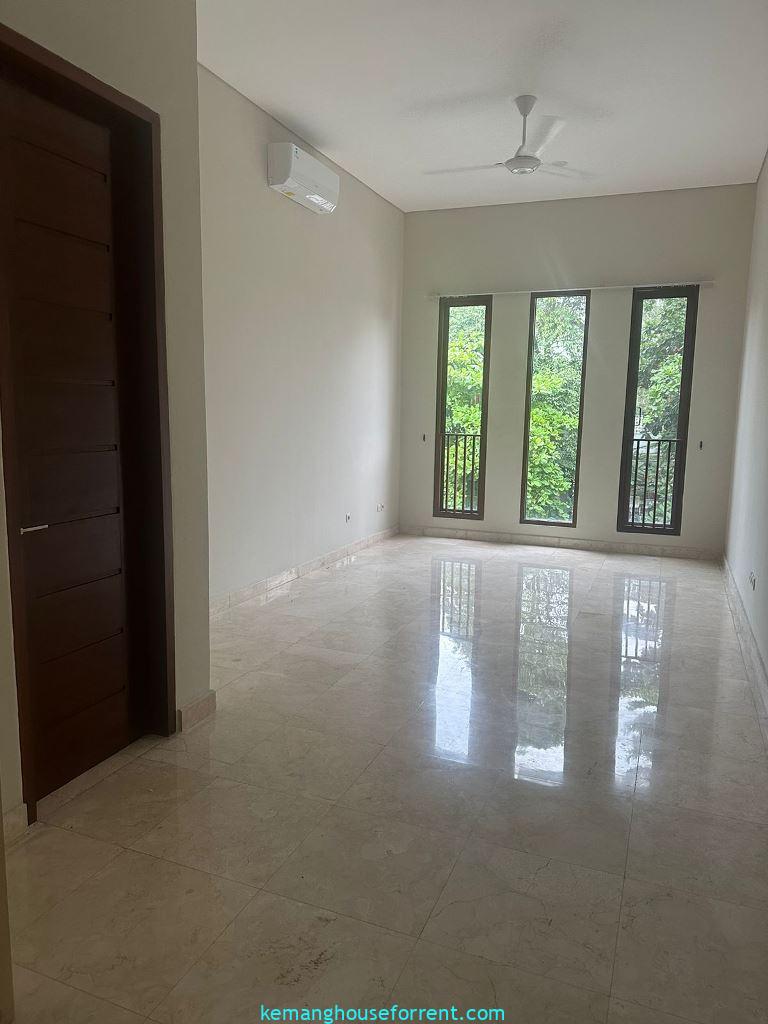 5 Bedroom Minimalist House with Private Pool in Kemang