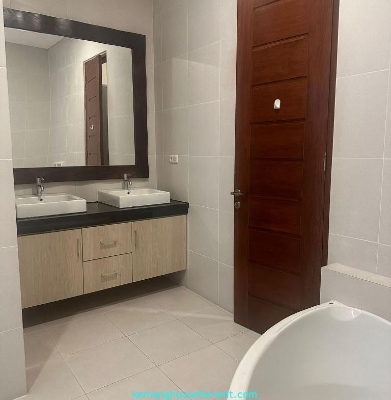 5 Bedroom Minimalist House with Private Pool in Kemang