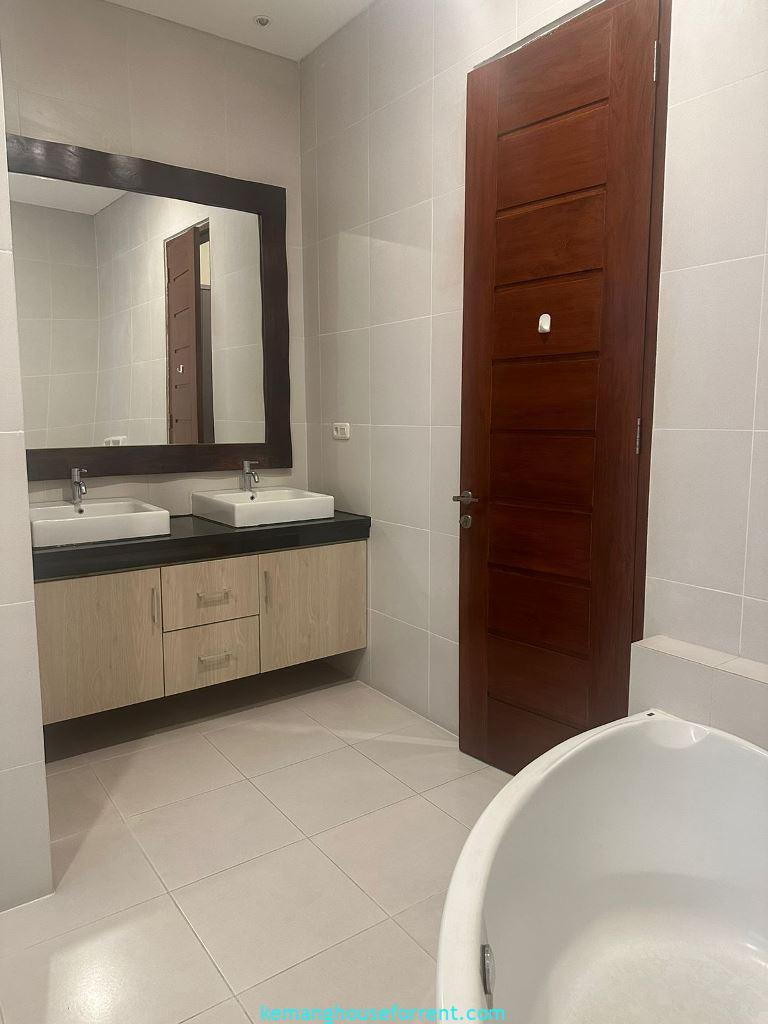 5 Bedroom Minimalist House with Private Pool in Kemang