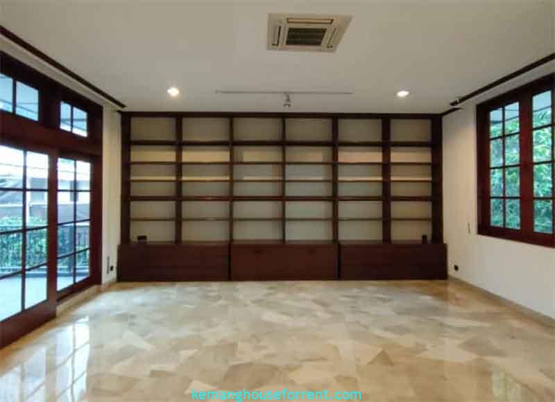 Spacious Luxury House for Rent in Prime Kebayoran Baru Jl Galuh 11