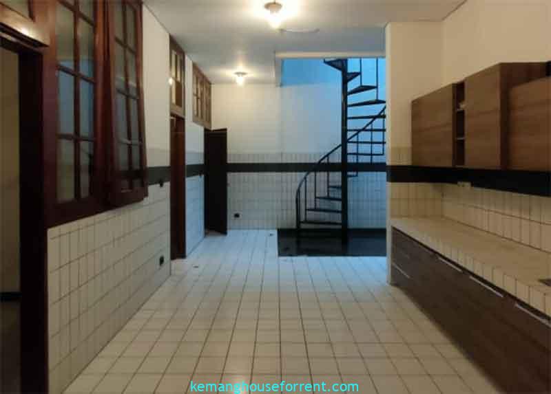Spacious Luxury House for Rent in Prime Kebayoran Baru Jl Galuh 2