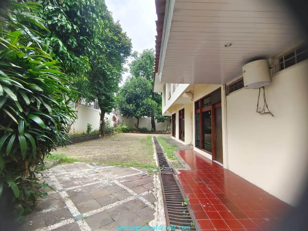 Commercial House for Rent in Kemang