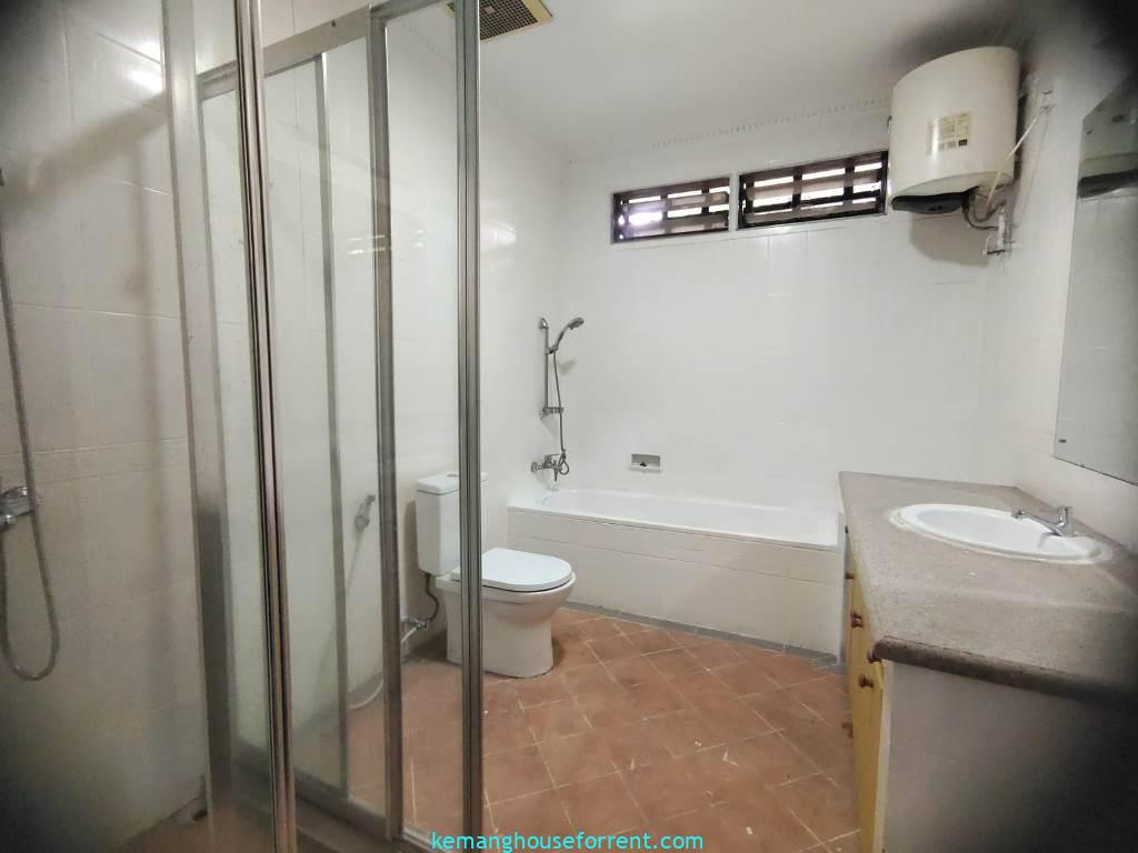 Commercial House for Rent in Kemang