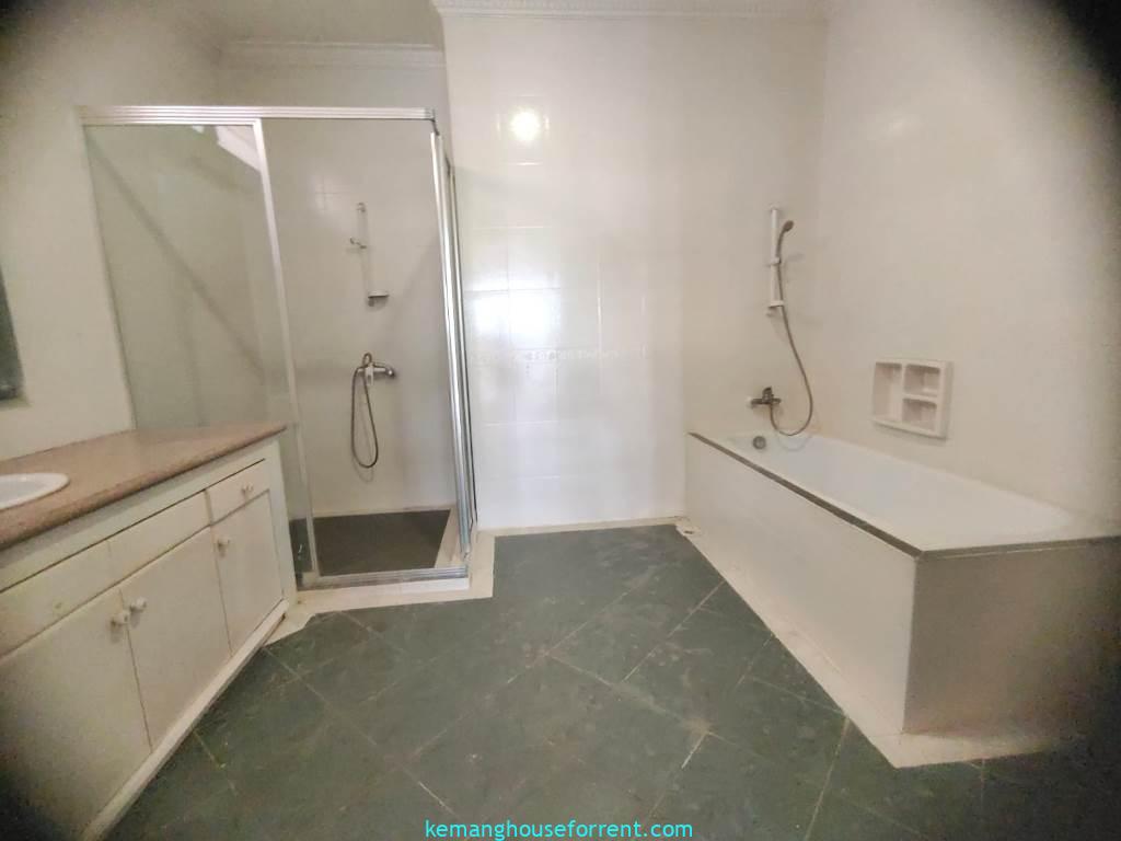 Commercial House for Rent in Kemang