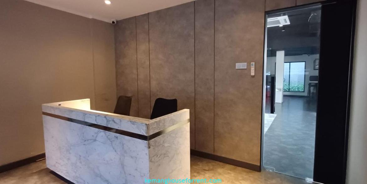 Disewakan Bangunan 2 Lantai di Area Premium Pakubuwono