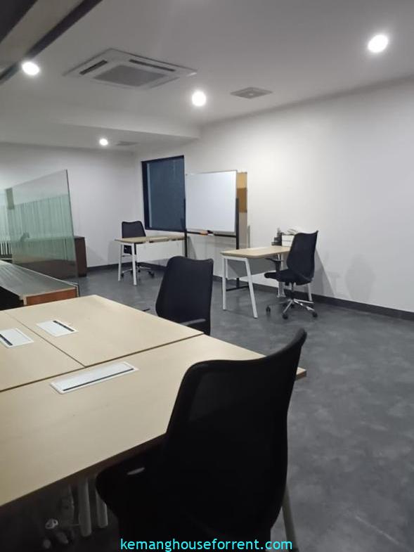 Disewakan Bangunan 2 Lantai di Area Premium Pakubuwono