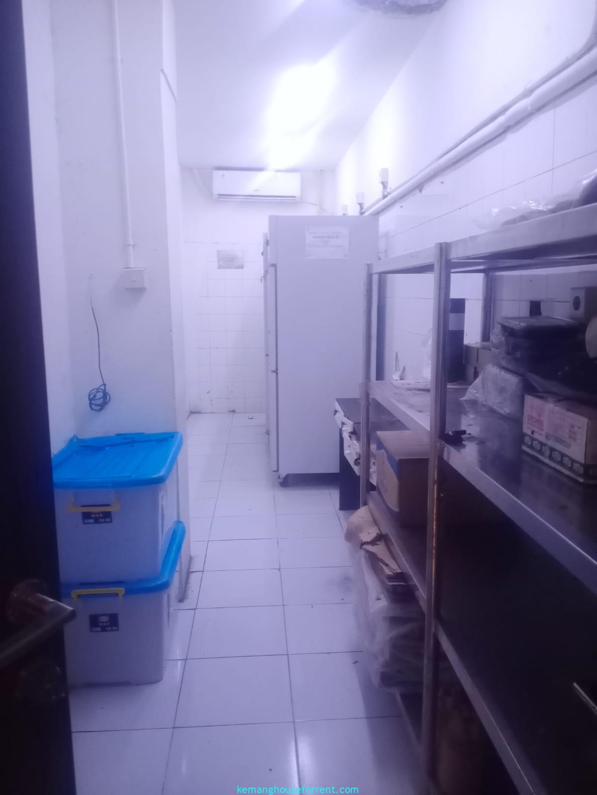 Disewakan Ruko Strategis di Senopati Jakarta Selatan (1)